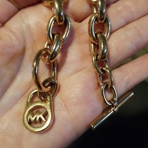 Michael Kors Jewelry - Michael Kors rose gold bracelet. Michael Kors Jewelry - Michael Kors rose gold bracelet.